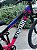BICICLETA MTB FREERIDE ARO (26) VIKINGX TUFF-25 KIT 7 VELOCIDADES FREIO DISC MECÂNICO COR PRETO/ROSA/AZUL - Imagem 5