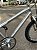 BICICLETA ARO (20) MASCULINA FREESTYLE SEM MARCHA FREIOS V-BRAKE COR CROMADA (USADA) - Imagem 5