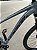 BICICLETA MTB ARO (29) OGGI HACKER HDS SHIMANO ESSA 8V FREIO DISC HIDRÁULICO TAMANHO 17 (M) COR GRAF/AZUL/PTO - Imagem 10