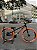 BICICLETA MTB FREERIDE ARO (26) HUPI STRIP KIT SINGLE (SEM MARCHA) FREIO DISC TRASEIRO SHIMANO MT200 COR PRETO/LARANJA - Imagem 1