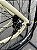 BICICLETA MTB ARO (29) MILANO URBAN 1.0 KIT 21 VELOCIDADES (3X7) FREIO A DISCO MECÂNICO TAMANHO 19 (G) COR BEGE - Imagem 12