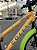 BICICLETA ARO (20) MTB COLLI GRAUZINHA 7 VELOCIDADES (1X7) FREIO A DISCO MECÂNICO COR AMARELO PNEU VERDE NEON - Imagem 5