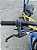 BICICLETA ARO (20) MTB COLLI GRAUZINHA 7 VELOCIDADES (1X7) FREIO A DISCO MECÂNICO COR AMARELO PNEU AZUL - Imagem 7