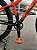 BICICLETA MTB ARO (29) VELOOH START 7 VELOCIDADES FREIO A DISCO MECÂNICO TAMANHO 13 (PP) COR LARANJA/PRETO - Imagem 4