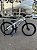 BICICLETA MTB FREERIDE ARO (26) VIKINGX TUFF-25 KIT 7 VELOCIDADES FREIO A DISCO MECÂNICO COR BRANCO/AZUL MARINHO - Imagem 11