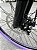 BICICLETA MTB ARO (29) ABSOLUTE HERA 7 VELOCIDADES (1X7) FREIO A DISCO MECÂNICO TAMANHO 15 (P) COR BRANCO/ROSA/ROXO - Imagem 10