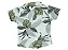 CAMISA MENINO FLORAL DE MALHA COR BRANCA OU PRETA DE FUNDO COM FOLHAS DIVERSAS - TAMANHO 2 À 8 - Imagem 4