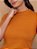 T- Shirt Gola Redonda Alta Caramelo - Imagem 2