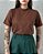 T-SHIRT GOLA ALTA LISA - MARROM - Imagem 3