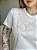 T-SHIRT RAMO DE FLORES (BORDADA) - BEGE NATURAL - Imagem 2