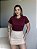T-SHIRT PEROLAS NA GOLA - BORDO - Imagem 1