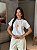 T-SHIRT DTF TODO EXTRAORDINÁRIO COMEÇOU COM UM DIA COMUM - OFF WHITE - Imagem 1