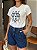 T-SHIRT DTF TUDO VIBRA A MEU FAVOR - OFF WHITE - Imagem 3