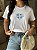T-SHIRT DTF CORAÇÃO FLORES AZUIS - BRANCO - Imagem 3