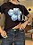 T-SHIRT DTF HIBISCO AZUL - PRETO - Imagem 3