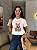 T-SHIRT DTF CACHORRO DAILY NEWS - OFF WHITE - Imagem 1