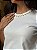 T-SHIRT PEROLAS NA GOLA - OFF WHITE - Imagem 2