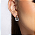 Brinco de argola cravejado de zirconia cristal banho em rodio branco - Imagem 2