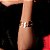 Pulseira dourada lisa banho em ouro 18k - Imagem 2