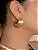 Brinco de argola liso acetinado banho em ouro 18k - Imagem 2
