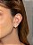 Brinco ear cuff cravejado de zircônia cristal com pérola shell banho em ouro 18k - Imagem 3