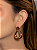 Brinco dourado liso banho em ouro 18k - Imagem 2