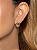 Brinco de base com detalhe em zircônia cristal banho em ouro 18k - Imagem 2