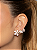 Brinco de ear cuff flor cravejado de zircônia cristal banho em ouro 18k - Imagem 2