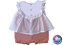 Macacão Vestido Menina: Flores Bordadas e Babado - Imagem 3