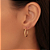 Brinco Argola Fina 2,9 cm Banho de Ouro 18K - Imagem 1