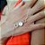 Hand Chain em prata com madrepérola natural - Imagem 2
