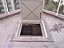 Tampa Ventilada Basculante em Alumínio para Casa de Máquinas, com superfície antiderrapante medindo 88 x 88 cm e 70 x 70 cm internamente - Imagem 4