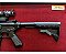 QUADRO DECORATIVO EM RESINA FUZIL M4A1 - COMBAT AIRSOFT COR PRETO FUNDO VERMELHO - Imagem 5