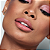 Batom R.E.M. Beauty On Your Collar Matte Lipstick | Cor: Bubbly - Imagem 4