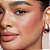 Batom Líquido Patrick Ta Silky Lip Crème | Cor: She's Confident - Imagem 4