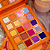 Paleta de Sombras Cosmic Brushes The Sun Tarot Palette USA - Imagem 4