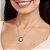 GARGANTILHA FOLHEADO A OURO COM PINGENTE OVAL BRANCO COM VERDE. MED 45CM ROMMANEL 532198 - Imagem 3