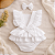 Romper Bebê Menina Branco Liso Minimalista com Faixa - Imagem 3