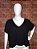 BLUSA PRETA COM DECOTE EM V PLUS SIZE - Imagem 1