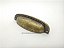 Puxador Quebec Concha 96mm Ouro Velho Tamboreado – Estilo Retrô com Acabamento Artesanal - Imagem 2