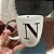 Caneca de Porcelana Schmidt Personalizada com Monograma Preto (A-Z) e Detalhes em Ouro – To Home Decoração - Imagem 5