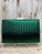 CLUTCH DETALHE ESCAMAS COM LEVE BRILHO VERDE - Imagem 1