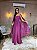VESTIDO LONGO MICROTULE PALA CINTURA DRAPEADO MANGA CAPA FENDA LATERAL FUCSIA - Imagem 3