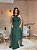 VESTIDO LONGO CHIFFON COM MICROTULE CAPA DECOTE TRANSPASSADO FENDA TRASEIRA VERDE ESMERALDA - Imagem 2