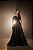 VESTIDO LONGO ZIBELINE OMBRO A OMBRO COM FLOR REMOVIVEL FENDA LATERAL PRETO - Imagem 1