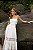 VESTIDO LONGO LINHO RECORTES LATERAIS ALCINHA SAIA DETALHE RENDA E FLORAL BRANCO - Imagem 2