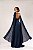 VESTIDO LONGO CHIFFON PLISSADO ACINTURADO COM MANGA CAPA AZUL MARINHO - Imagem 2