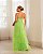 VESTIDO LONGO MICROTULE DE ALCINHA COM SAIA EM CAMADAS VERDE LIMA - Imagem 2