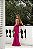 VESTIDO LONGO DE ALÇAS FINAS COM DRAPEADO BUSTO E AMARRAÇÃO COM DETALHE FLOR  FUCSIA - Imagem 2