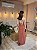 VESTIDO LONGO CHIFFON GOLA ALTA CAPA AMARRAÇÃO COSTAS TERRACOTA - Imagem 3